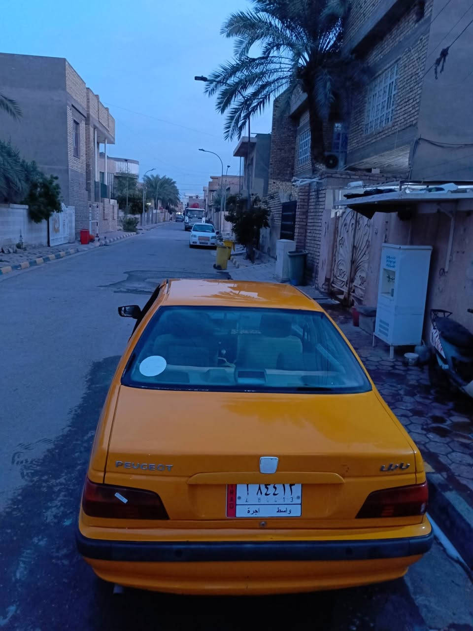 السلام عليكم بيجو بارص موديل 2018 السياره جاهزه وكامله ما بيه اي نقص تبريد تخم تاير قبل سبوع شاده مكينه لا تبخير لا تنقيص كير خير من الله السياره مكفوله بيه نص الجاملغ لامامي صبغ  بدون لا فتح ولا معجون السياره كله مدوشمه نحله كشنات وكاعيه جلد معروضه ٥٩بيه مجال شي قليل سونار موجود مكاني كوت لستفسار اكثر رقم تليفون ‏‪***********‬‏
