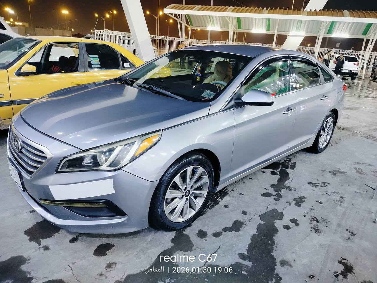 السلام عليكم
سوناتا 17 واريد امريكي 
حادثها بنيد مصبوغ وبارد طرف الجاملغ الامامي
مكينه gdi 
سياره جاهزه من كلشي 
تخم تاير جديد
باتري جديد 
تبريد ثلج
دواخل كلش نضيفه
مكينه وكير كفاله 
السياره _بصره_ باسمي 
$128 
***********
@الجميع
