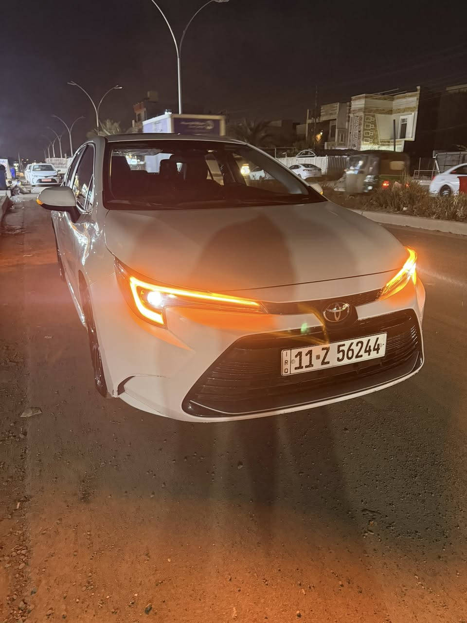 السلام عليكم 
كورلا للبيع 
موديل 2024
ماشيه ٢١كيلو 
سيارة فقط بارد بالجاملغ جهه اليمين 
السعر 146بيها مجال 
***********
