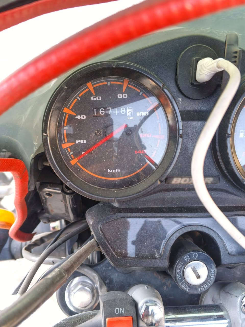 سلام عليكم بوكسر مديل 23 بدون اوراق مكفوله من السرقه وعشائرياً مابيه اي نقص وخير من الله مكينه گير كشر كله نضيف نقص فقط دواسه مال رجل الأيسر فقط مكاني بغداد الرصافه سعرها 1300 وبيه مجال حك الجيه 
***********
