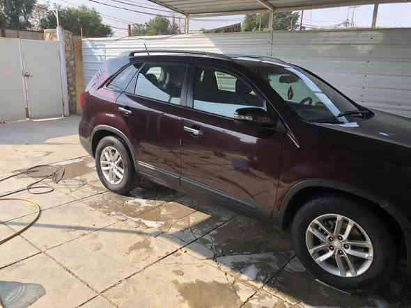 كيا سورنتو 2015وارد 
————————————-

ملاحظة/المكينه مجفتى

ممشى/109الف

السياره صدر امامي  خلفي جديد تايرات جديده  

السياره ما ناقصها شي كهربائيات جديده دواخل جديده ما ناقصها شي السياره 

مكان السياره ((ديوانيه ))
————————————-

السعر/133

للأستفسار/***********
