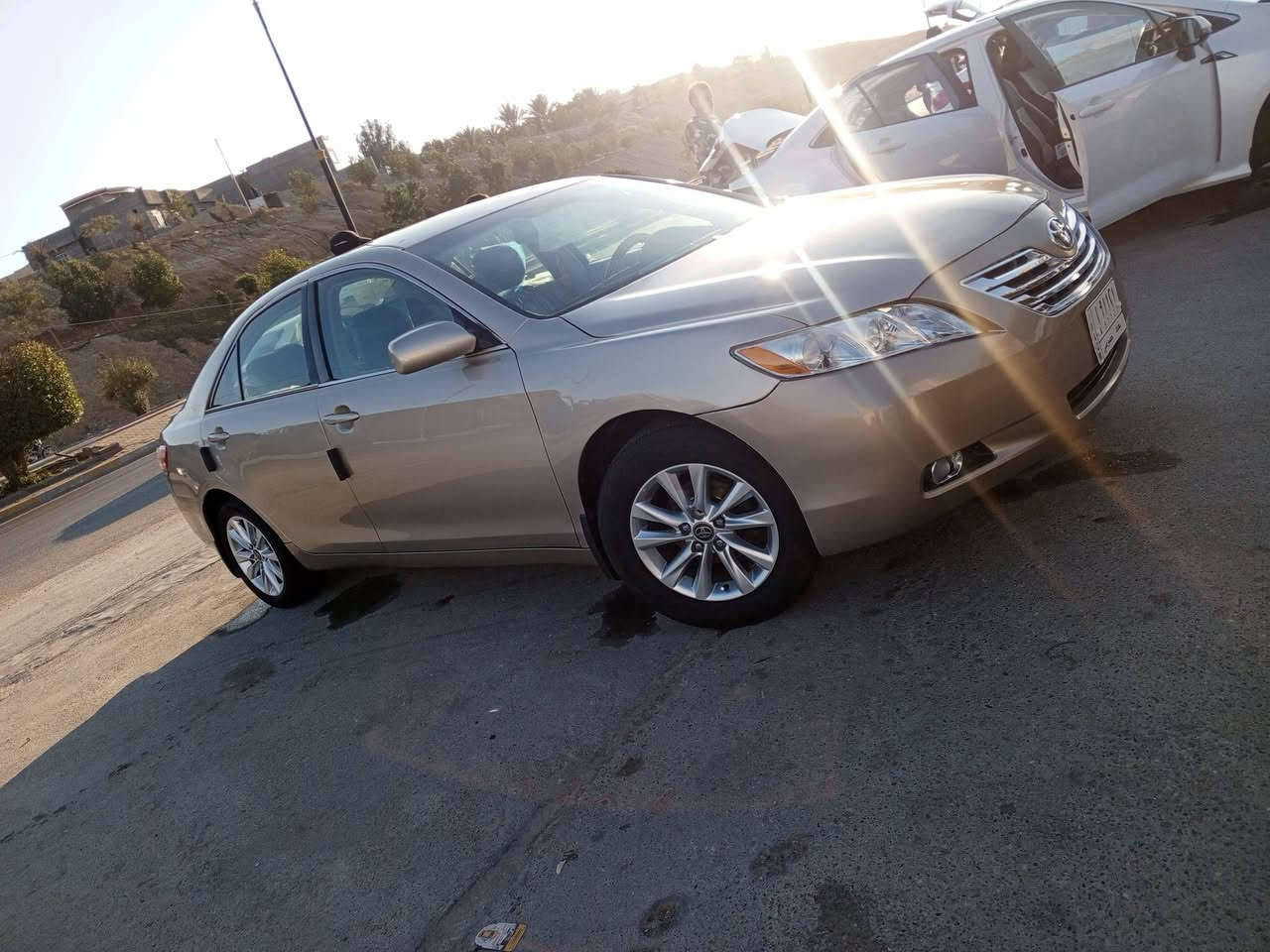 كامري موديل 2007 وارد امريكي رقم بغداد مصبوغه احزام 
محرك جديد تخم تاير خمسه ويل كب التبريد نقص غاز للبيع للاستفسار الاتصال على الرقم *********** مكان السياره حصيبه الشرقيه السعر 70$بيها مجال قليل
