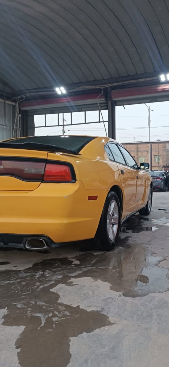 السلام عليكم 🟡 / جارجر 2014 رقم ذي قار باسمي  وارد حادث جاملغ وبنيد فقط بدون دواخل مكفوله من العيب الشرعي 
خط كربلاء - ناصريه 
السياره جاهزه للاخير للبيع فقط! 
السعر /155
للاستفسار /***********
