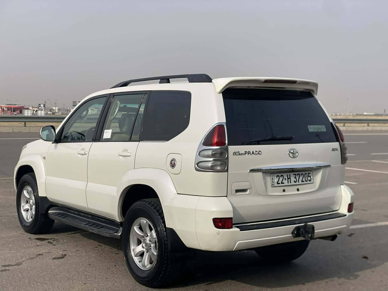 تــوێتا پرادۆ 2006‌🗳🏷
فوڵ مواسەفاتە بەس سلایت نیە
ســــبوغو تحدیلی نیە دەعامیەکانیش ســبوغی نیە
260 هەزار ڕۆشتیە
سەنەوی تا 2031 مانگی شە نویێە
جوار تایەو ویلی نویێ لە ژێرە تەقەو ڕەقە بەشەرتە
***********
بۆ نرخ کۆمێنت بکە🏷

ئـەگەر سەیارەکەت دەفرۆشیت نامە بنێرە با بلاوی کەینەوە لۆت
