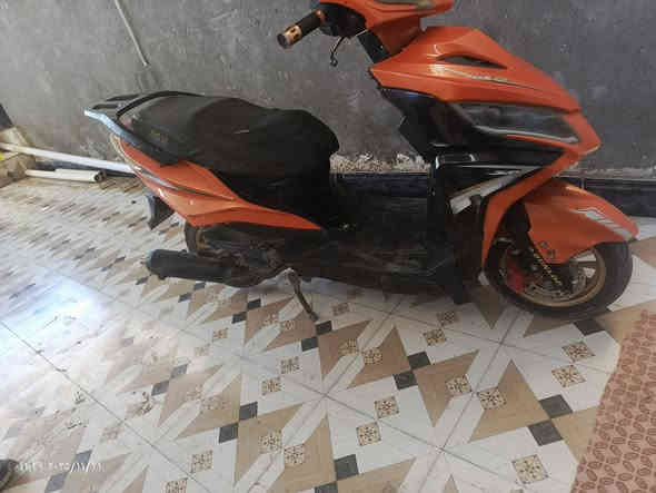 سلام عليكم دراجه للبيع جامبو صيني كهربائيات شغاله نگره سلف مكينه مفتوح استوني مجفته بوشه 58 رياضي صالنصه  اف ام رياضي تايرات جديده الدارجه اشاير شغاله لايتات زنون لد گيج بانزين شغال ماعيزه ولا ربع 
السعر 400 وبيه مجال قليل رقمي ***********
مكاني رميثه 
مامتواجد على الفيس
