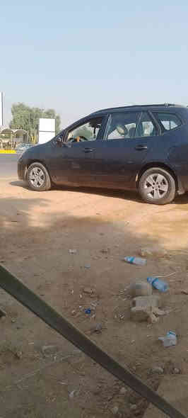 @كارينز موديل ٢٠٠٨مكفوله كفاله عامه مكينه وكير مكفوله  من الصبغ والتبديل سياره بسمي تحويل ثاني السعر 100 وبيه مجال  يوم..***********
