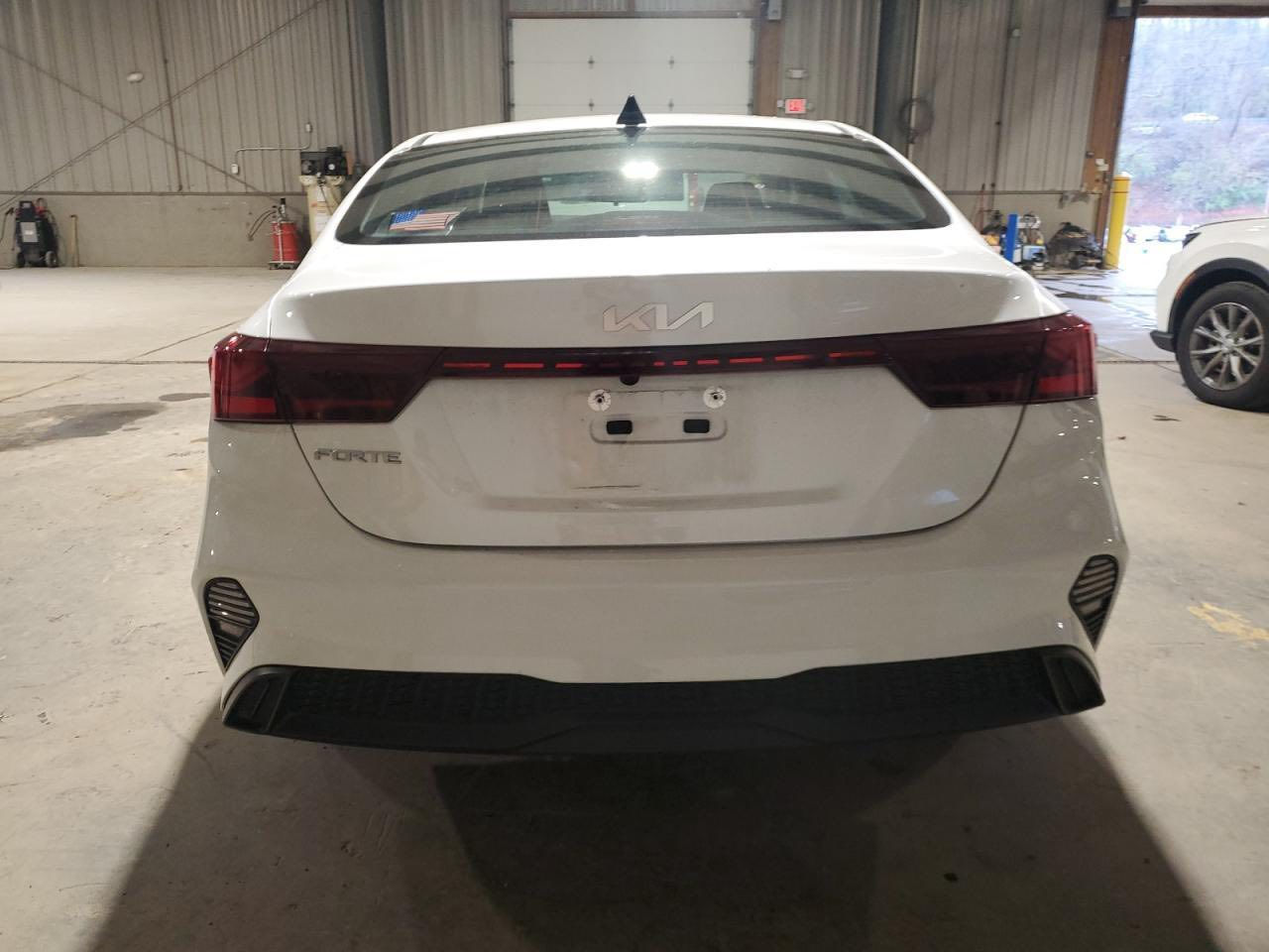 كيا فورتي موديل 2024 بدون ايرباك ماشية 14 الف محرك 2000 دوش الحادث موضح بل صور جاملغ فقط 🇯🇴السيارة حاليا نازلة في عمان المنطقة الحرة على وضعها المواصفات نص فول شاشة رادار امامي توقف ذاتي رادار جانبي بل مري تحديد مسار اشاير بل مري تحكمات المواصفات العادية - ملاحضة - السيارة حاليا في الأردن عمان المنطقة الحرة على وضعها تريد مطروح ب عمان ترهم تريد واصل بغداد حرة ترهم وتدخل على كتاب الشهداء هم ترهم تدخل ب أسم المشتري - *********** - مكاني بغداد
