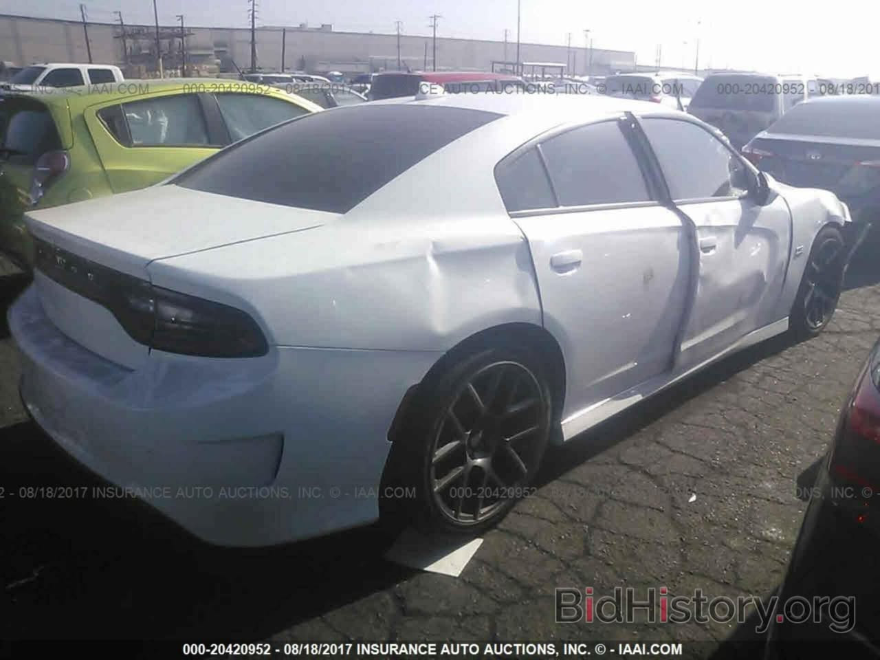 السلام عليكم 
جارجر سكات باك  6400 
موديل 16
رقم بغداد بسمي 
السيارة فول عده الفتحه 
كير مكينه كفاله مامفتوحات ابد 
صور الحادث مرفوقه بالمنشور 
رادار جانبي 
نقط عمياء
كشن تدفه تبريد 
وخزن ميموري 
دمام بالجنطه 

مكان السيارة بالكوت 
السعر 175 وبيها مجال حك الجيه 
***********
