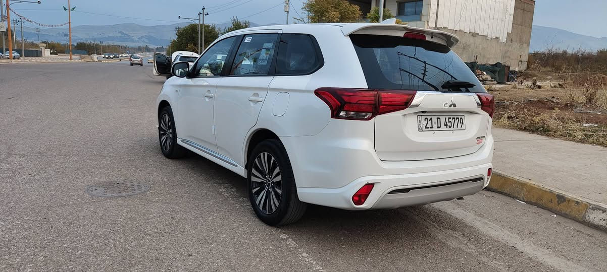 میسبۆشی اوتلادەر مۆدیل 2022 سفرمال شریکە دعامی لل دعامی بدون صبغ بدون تعدیل ماشی 58الف کلها عل وزع بلادی مواسفات کوشنات جلد بسمە کوشن حار هیتەر شاشە کبیرە 5رکاب کامیرا سعر 165بیهە مجال ***********    ***********
