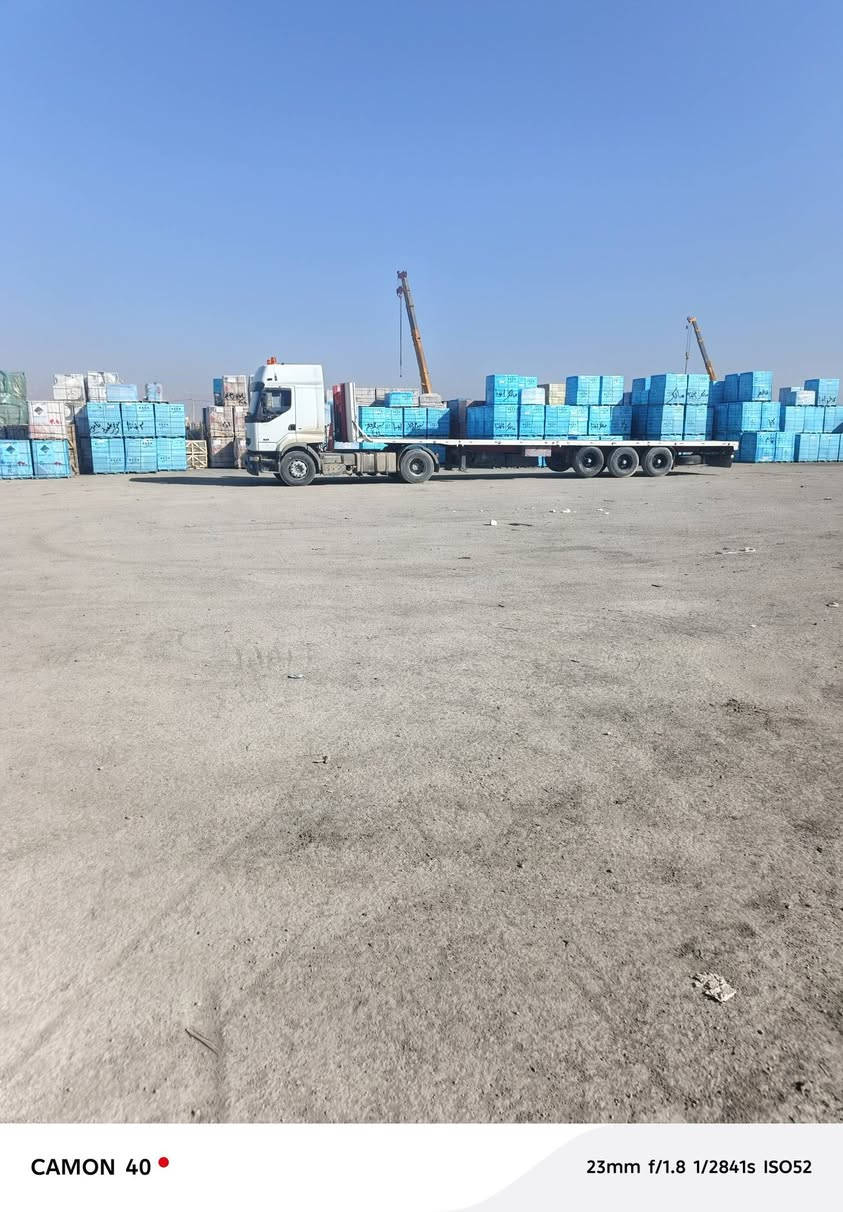 السلام عليكم للبيع رينو موديل2002 كامله راس وحافظه
مكينه انجكتر ابلادي كير حصيره رقم واسط تحويل ثاني يوم 
مكان السياره واسط العزيزيه 
السعر 130وبيها مجال 
***********
