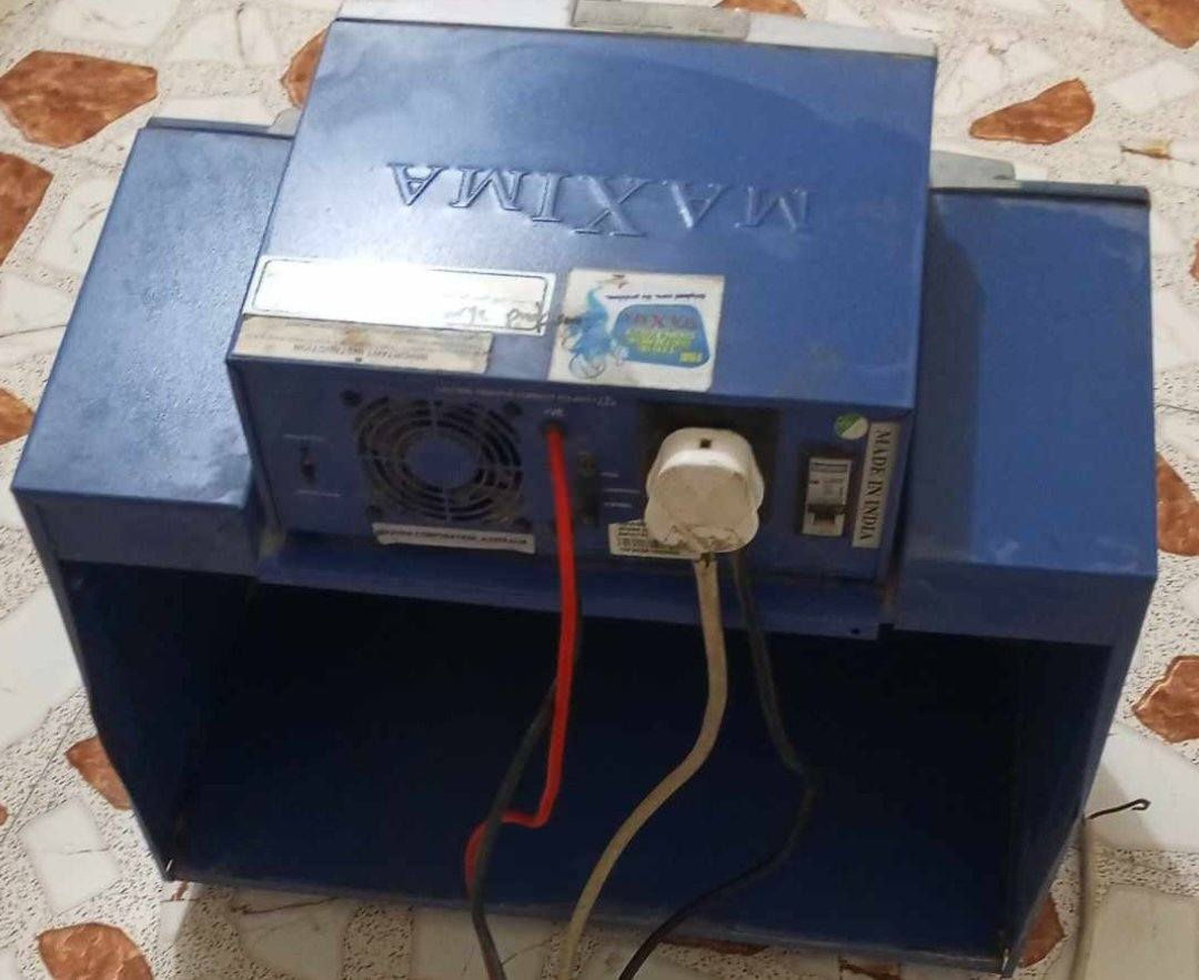 عاكسه للبيع عل فحص حجم ٤ انبيرات نقص باتري الشراي يجي خاص او ينتصل عله الرقم ***********العنوان حله السعر انتصل وتدلل حلة, بابل
