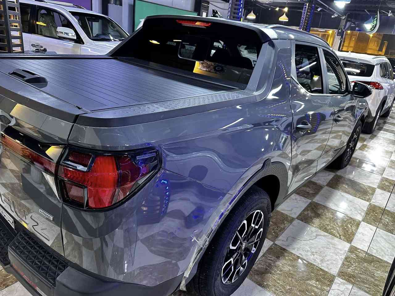 للبيع بيكم سانتا كروز 23 كلين 2500 محرك فتحه بلسقف بدون رقم تصال ***********
