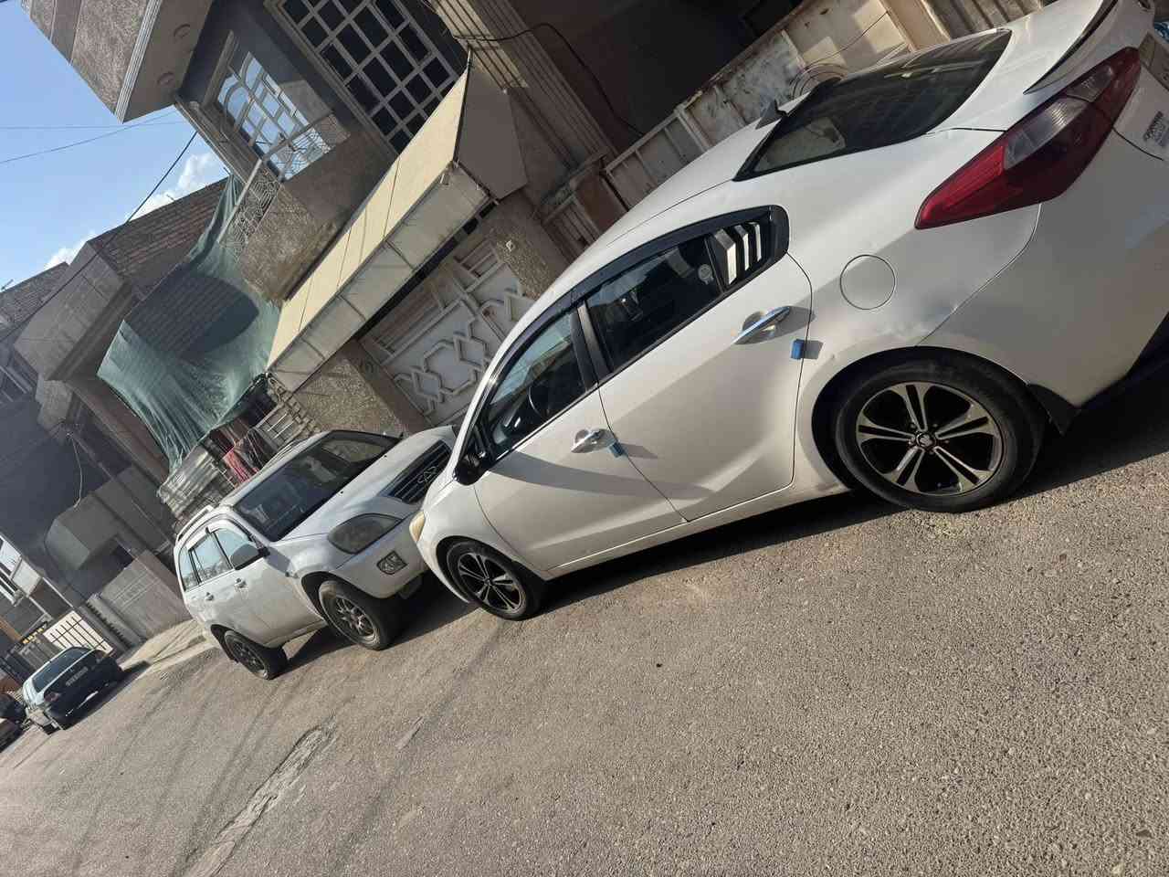 السلام عليكم سيراتو خليجي السعر 110 
قفل قفل قفل 102 ماكو هيج سعر بالسوك 

سيراتو خليجي 

موديل 2014 

نص فول اشاير مري تحكم ستيرن باقي المواصفات المعروفه 

صاحب السنويه عربي من اقرابي تحويل شوكت ميعجبك 

مكان السياره بغداد الغزاليه 

المحرك مفتوح قبغ ولفات بدون تنقيص بدون تبخير اني ابيعلك محرك غير مكفول لان المحرك مفتوح حتى ما اتخاجل وياك 

***********

***********
