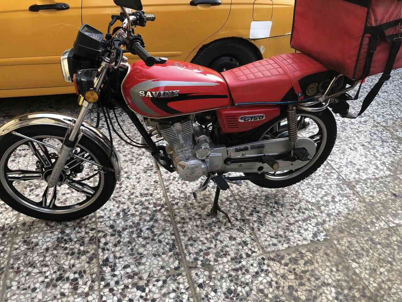 دراجة سيفان موديل ٢٠ مكينة مامفتوحة   *********** عنوان بغداد حسينة المعامل سعر 550 اوراق اصولية حتى ورقة شراء الدراجة موجوده هم بيها
