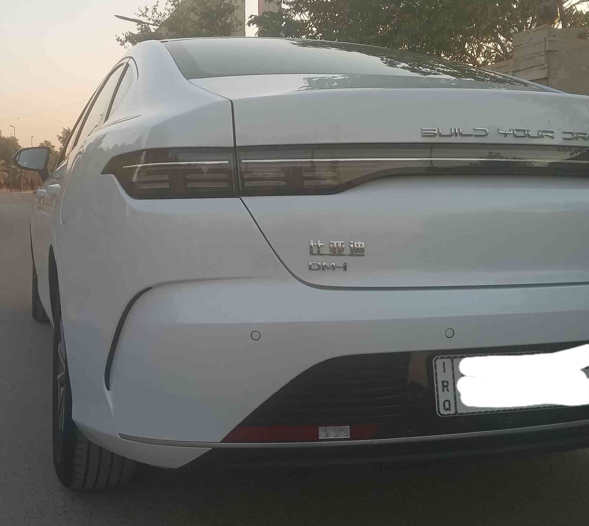 السلام عليكم
للبيع او للمراوس 
بي واي دي 2025
رقم كربلاء باسمي 
مكاني بغداد الكرخ حي الجهاد 
السعر 18750 وبية مجال 
ماشية 5000
***********
***********
