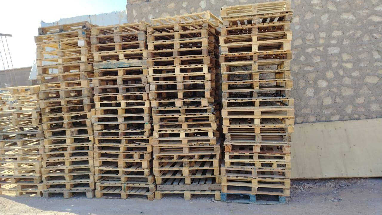 متوفر سكيب قياس 120×100 أرجل مكعب وقياس مترين في متر وعشرين بيع جمله فقط عنوان النجف الاشرف شارع كربلاء طريق ياعلي واتساب ***********
