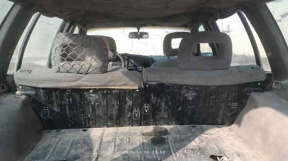 #سياره للبيع 
اوميگا ستيشن 
محرك 20 .محور كابريتر جديد سياره شغاله
لون ازرق نيلي
صدر امامي جديد وخلفي نص 
تايرات خلفي جديد امامي نص 
رقم الماني صلاح الدين سنويه منتهية صاحبها موجود

السعر 13 بيها مجال 
الاتصال عالرقم ***********
وحياكم
