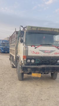 للبيع لوري هينو جيش شعبي جاهز للاستفسار: ‭0773 377 1550‬