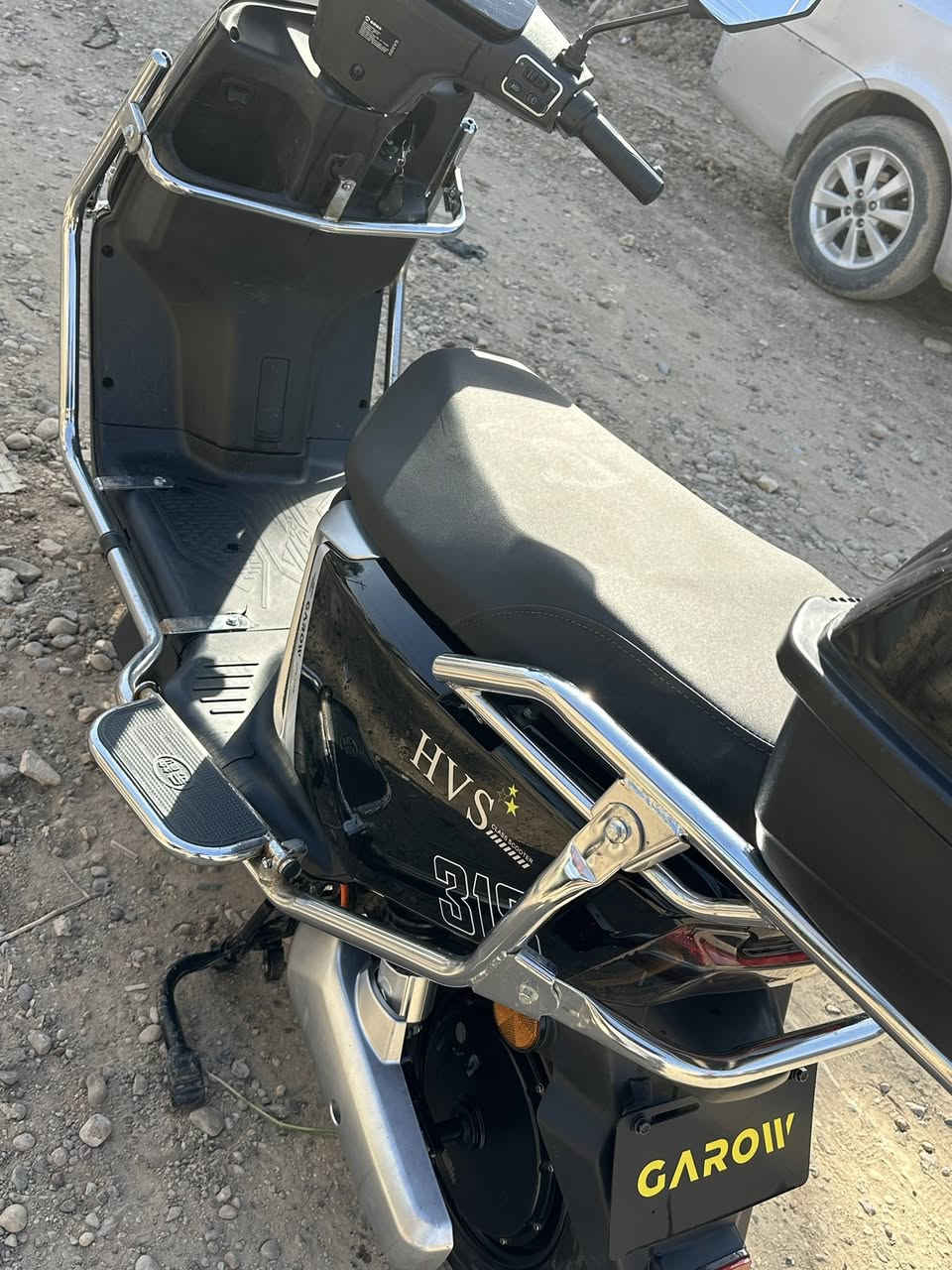 سلام عليكم درجه شحن للبيع بيها بطاريات تعبانه هسه شغاله بس ضعيفه مكانها راشديه مال حسينيه 500
 
***********
