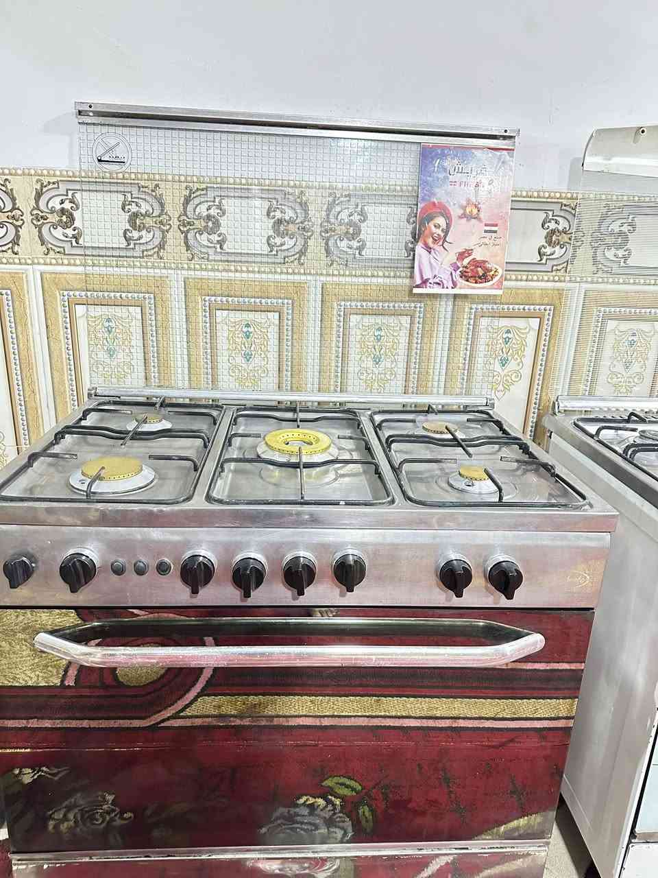 السلام عليكم
طباخين للبيع كربازي مع فريش  نظيفات  نار زركه افران مزدوج شغالة وممتازة سعر الفريش٢١٥ والكريازي ٢٠٠ مع المجال البسيط عنواني مهندسين شارع 80 قرب العاب ارض بابل *********** الاستفسار اتصال او اتساب
