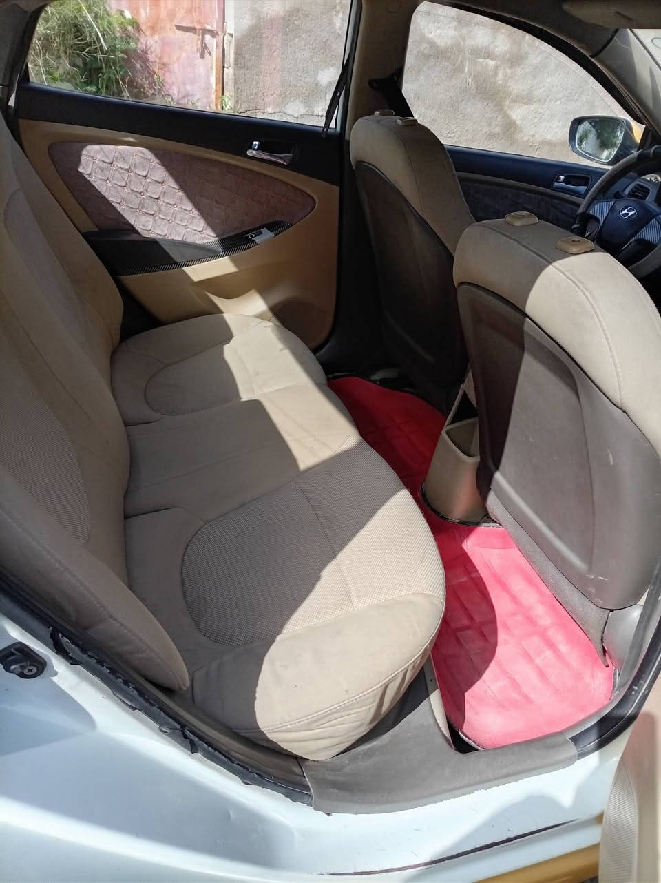 اكسنت ٢٠١١ خليجي دوش ١٦٠٠ بيها تنقيص دهن بل مكينه ٦٧ بيها مجال بغداد ناحيه الرشيد *********** واتساب فقط
