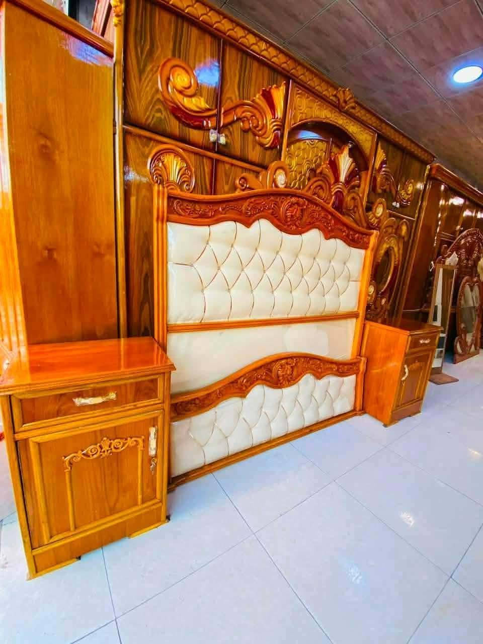 700 زان دخل اخرج صاج تسكام.  ***********🌹🌹🌹
