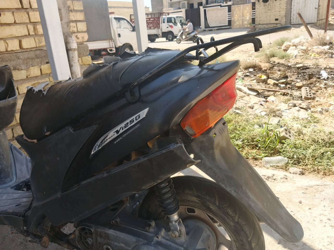 درجه للبيع درجه فول مكينه و كهربائيات مكفول نقص بس كابريتر دراجه رايده به 90 وبيه مجال مكاني بغداد التاجيات رقمي ***********
