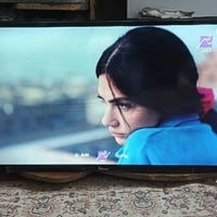 شاشة ماليزية • ٣٢ بوصة • الزبير