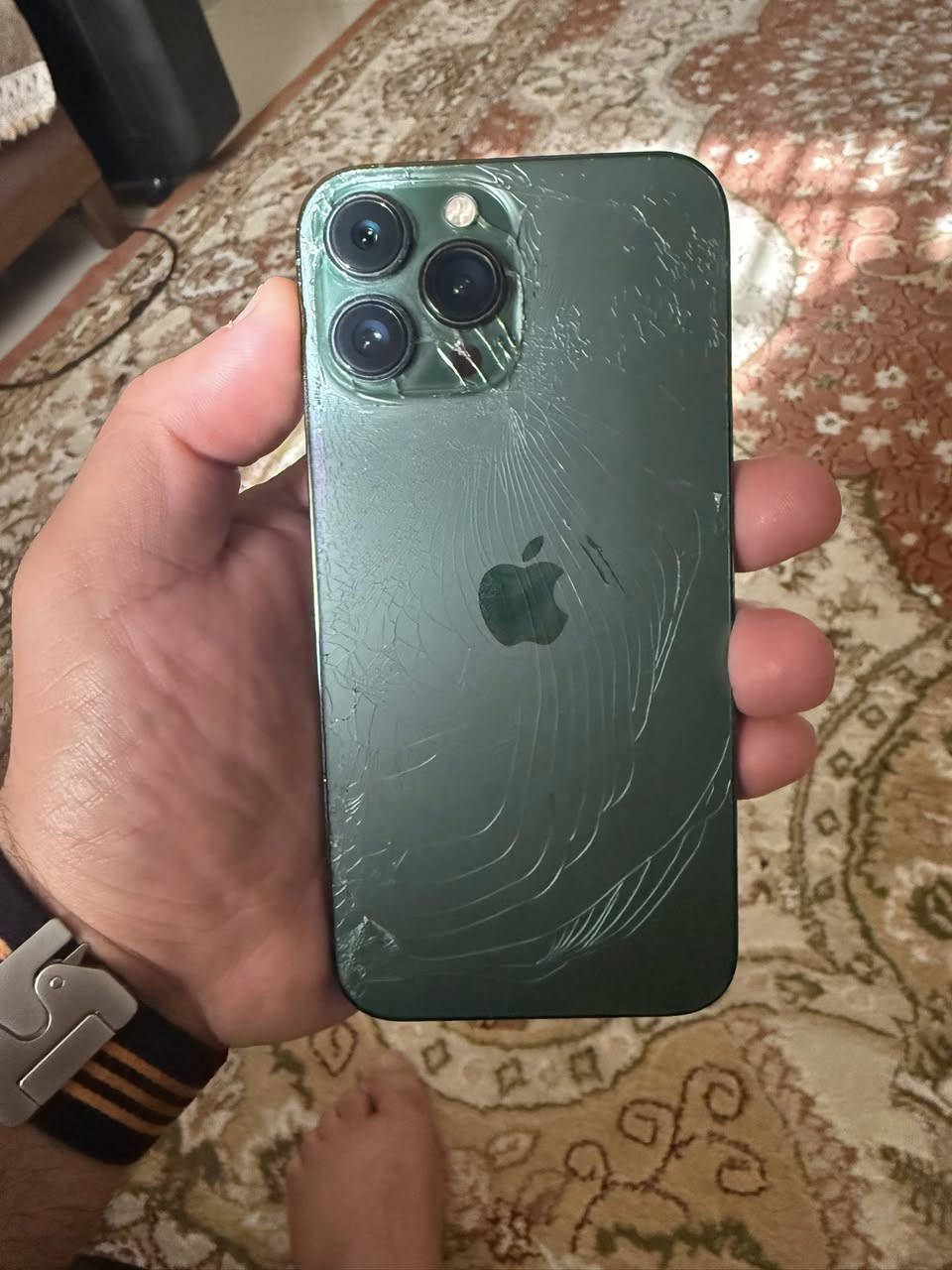 ايفون 13 برو ماكس دبل شريحه بطاريه78 السعر 550 بدون كارتون بس كيبل ***********
