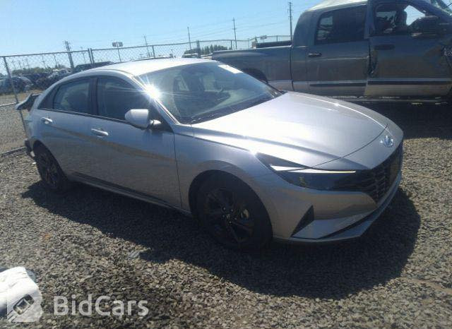 السلام عليكم
النترا ٢٣ أمريكي حادثه جاملغ خلفي راجع باردي بدون صبغ كفاله عامه بدون ايرباك مرقم بابل 

موصفات 
بصمه تشغيل بصمه أبواب 
اشاير بالمري تشغيل عن بعد
لد امامي خلفي شاشه متصل
رادارات تحكمات كامره دواره
ويل كب 

السياره جاهزه وحلوه مال جناي كلش نضيفه 

السعر ١٦٢ وبي مجال للشراي

***********
مكاني بابل
