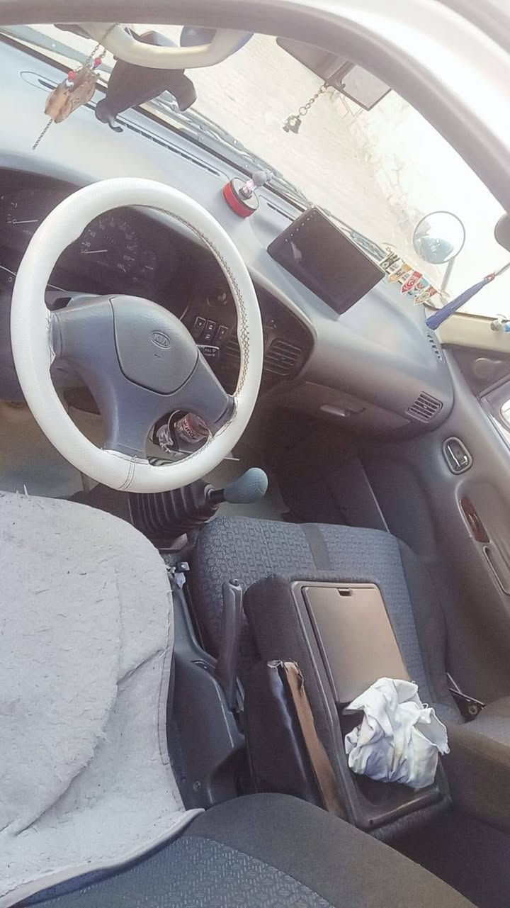 سلام عليكم
كيا بريجو مديل 1999
مصبوغه جماليه بدون ضرر 
رقم نجف نكليزي سنويه لل 30 بسمي
سياره خير من الله مكينه 3000 سوبر بل كارتون
تبريد وي السويج كير ابو الصجمه سياره شواصيه 4 كفاله ماعايزه الف ترايك وين ما تريد وتبريد اذا مو ثلاجه مرجوع
مكان السياره نجف قضاء المشخاب
اخواني اني مكلف بنشر 
الاستفسار الاتصال

***********
