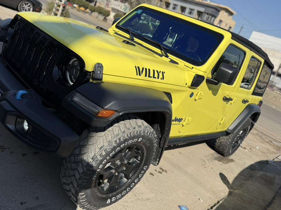 جيب رانكلر 4Xe 2023 ويلز  هايبرد  وارد امريكي لبيع او مراوس حسب القناعة
السياره  Jeep Wrangler 4xe 2023 2.0L 4 plug-in

حجم المكينه : 2000 تيربو + هايبرد + بلكن شحن خارجي

القدرة الحصانية 375 حالة حال الهيمي 

الشحن يمشيك 30 ميل

المسافه المقطوعه:24الف ميل     

 
حادثها الفندر الامامي اجه واكع 
سياره نضيفه ولون مميز 
مكان السياره البلديات 
السعر 280
هـ***********
