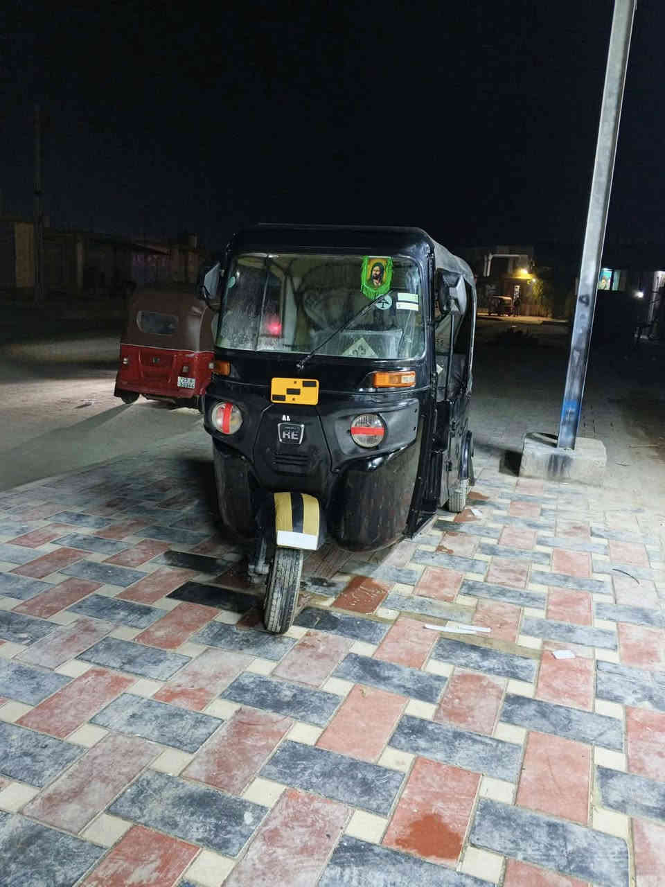 سلام عليكم تكتك البيع كفاله عامه فقط  بس خياسات الباقي كفاله عامه رقم بصرر تحويل ثاني يوم شراي تعال خاص هاذه رقمي ***********مابي وتساب
