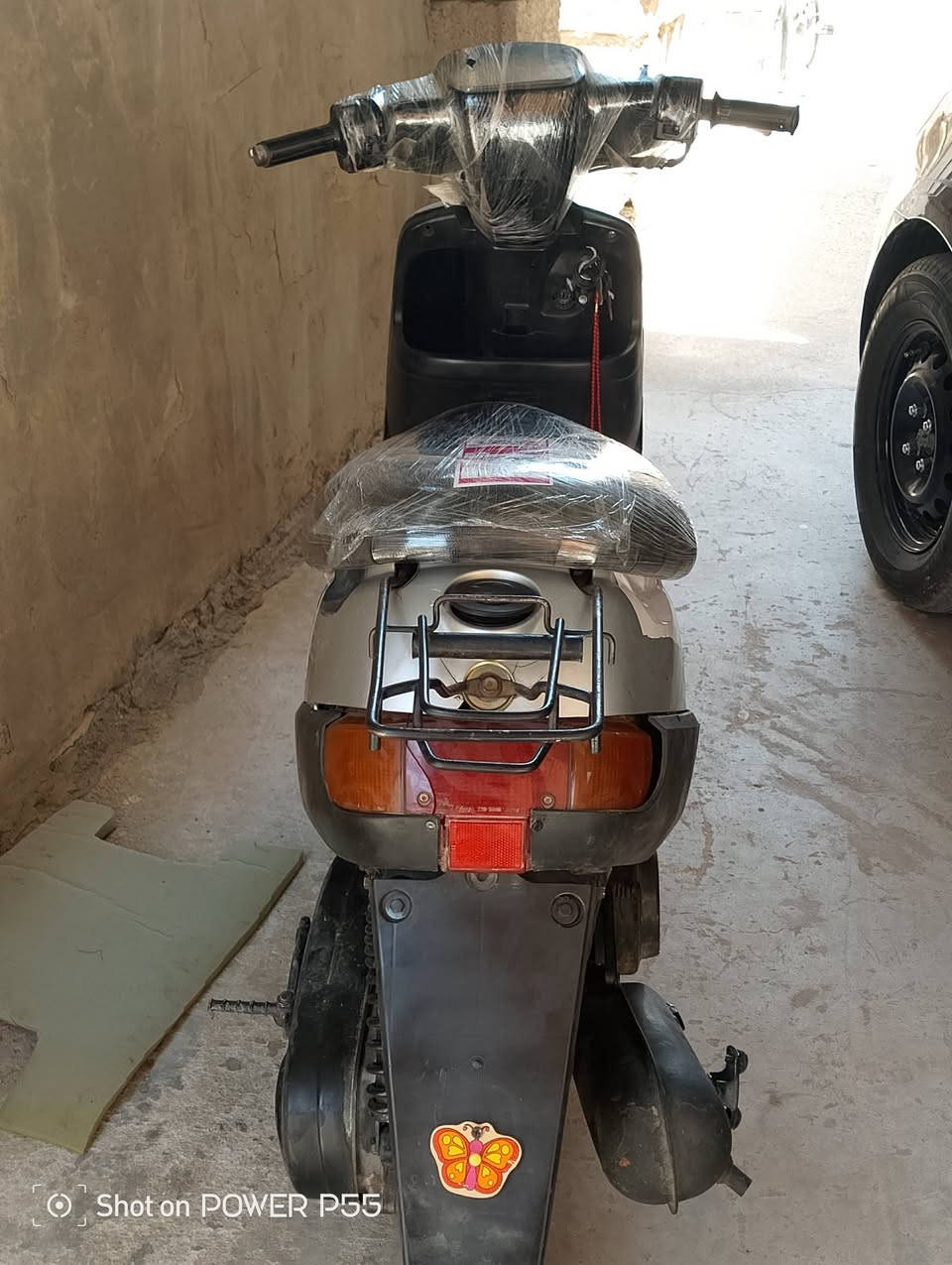 دراجه بطه 60 للبيع الدراجه نضيفه جانت تشتغل وطفت ما اعرف شبيهة أبيع جوم حديد السعر 150 مكاني ديوانيه عفك ناحيه نفر تواصل عل رقم ***********

