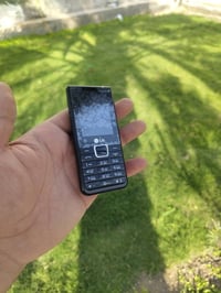 موبايل LG اربع سيمكارت الاصلي مخزن غير مستخدم  جهاز نظافه ممتازه الشرا...