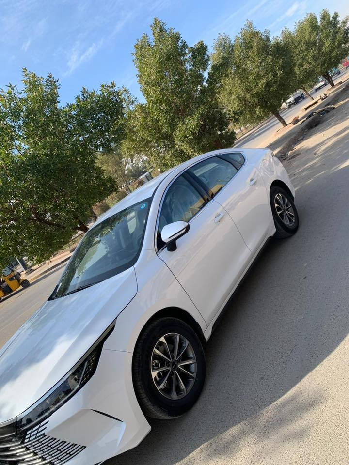 سلام عليكم
للبيع بي واي دي ديسترويل ٢٠٢٥
ماشيه ٣٠٠٠ كيلو متر جديده اخت زيرو
كفاله عامه منن كل النواحي عدا رصعه موضحه بل صور 
السعر ١٩ مليون وبيها مجال بسيط
***********
