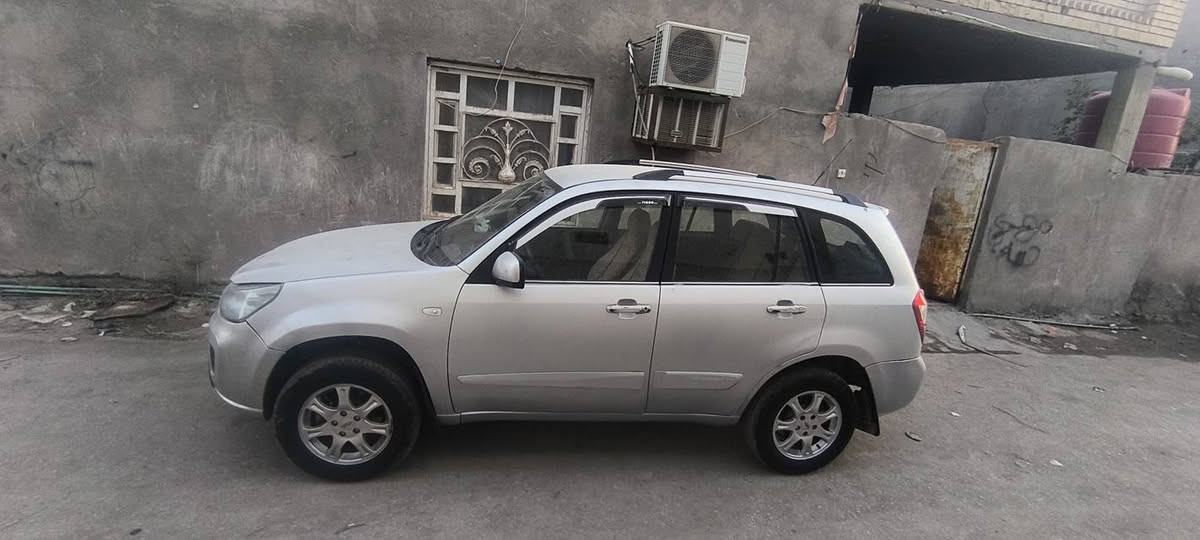 شيري تيكو 2014 بدون حادث بدون ضربه سنويه 2030 كفاله عامه كير محرك كهربائيات تبريد حداده كله فول. سنتر لوك. شاشه وكامره بگ  سعر 70 وبيهه مجال مكانههه بصره شط العرب. *********** البصرة, العراق
