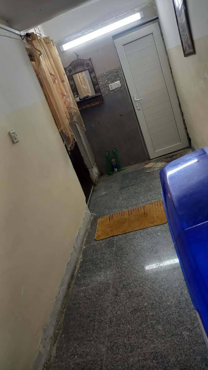 المساحة 120متر السعر 60وبي مجال الرقم سويب شارع السواعد ***********/***********
