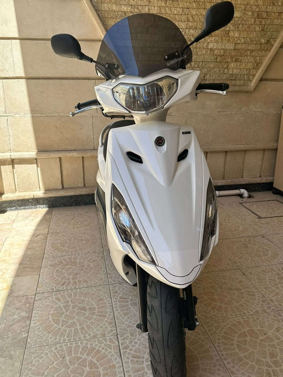 ضمانك سنه اذا مكينه مفتوحه لو كفر تجاري ترجع
___________________________
للبيع (ياماها. اكزز.Z .حديث)  ياباني
--------------------------------------
         (جوهره💎مميزه+مختلفة)🛵🔥
___________________________
                               YAMAHA AXiZ.(Z) (XC125)       
*(الدراجه رنبة طالعه من ماهر الكناني 

 ~~~~~2
نظام الاستهلاك الوقود ايكوECO (يعني.تنسه.البانزين)
(جامه طويله )
(استان.جانبي. كهربائي)
____________________
نضافه كشر ومكينه 100‎%‎
الدراجه مفوله
   لعابه  وبلخير علياخذها 
مميزه 
الدراجه كامله حته من البانزين والدهن يعني متعب نفسك
--------
📍العنوان بغداد الكاظمية

***********
