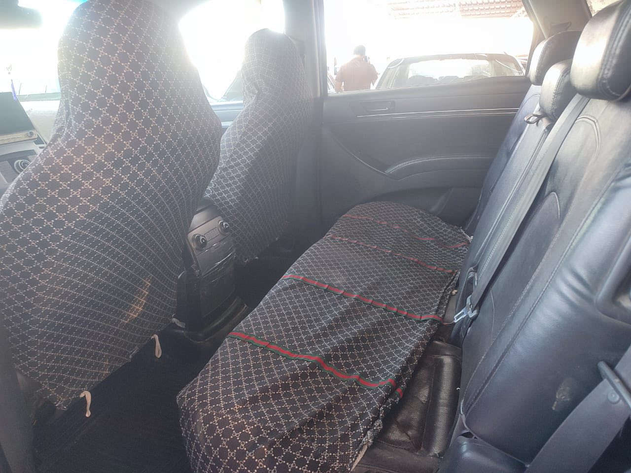 السلام عليكم للبيع فير كروز     
موديل 2010
محرك 3800.                              
سبع راكب  سياحي مكاني نجف السعر ١٠٠ وبيه مجال ***********
