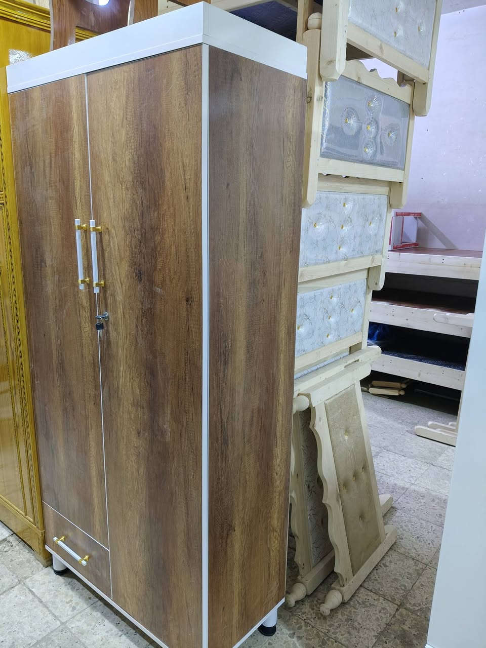 للطلب و الاستفسار الاتصال
***********
