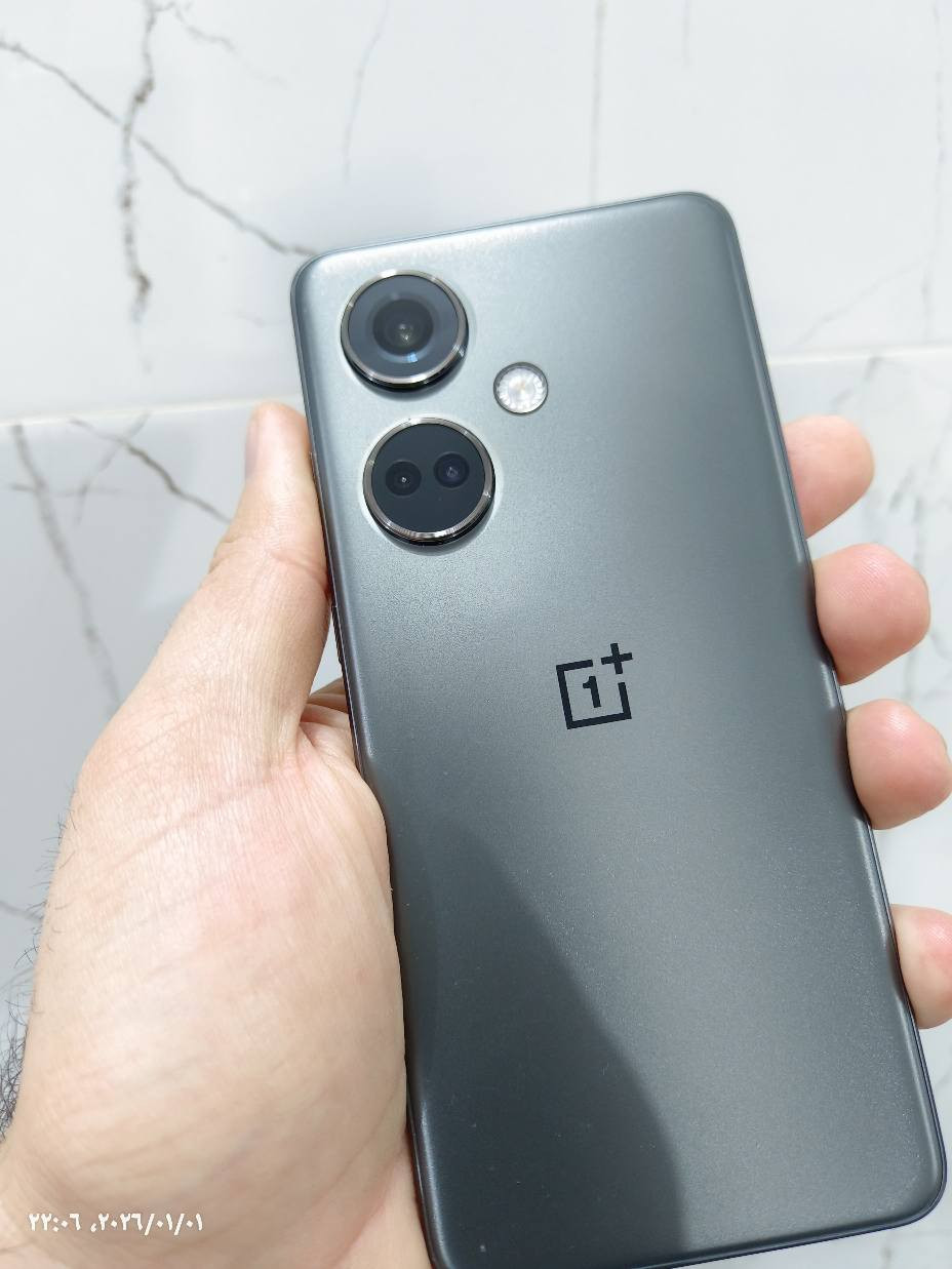 الرام 12 الذاكرة 256
المعالج سناب دراغون 782G (6) نانو 
البطارية 5000 ملي امبير 
الشحن 80 واط 
الكاميرات الخلفية 50+8+2 تصوير 4K الامامية 16
تحديث الشاشة 120 هيرتز 
نظام الاندرويد 15
للبيع فقط السعر 250 منهي من الاخير 
مكاني بغداد غزاليه 
*********** بغداد, العراق
