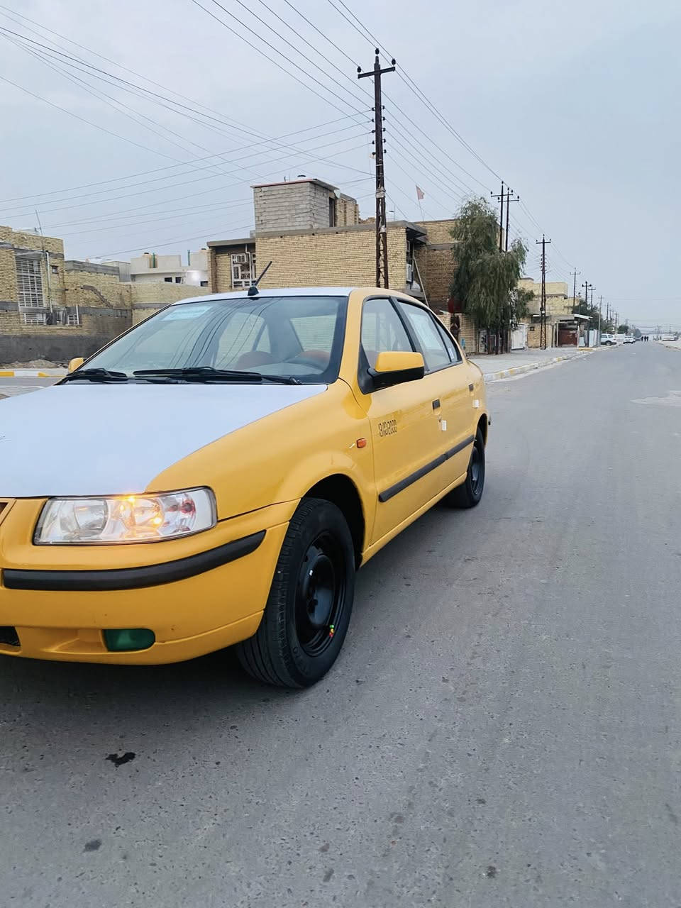 السلام عليكم سمند موديل 12السيارة نضيفة جدد مابيهة صبغ بدون ضربة  كير محرك خير من الله السعر 43بيهة مجال رقم ***********
