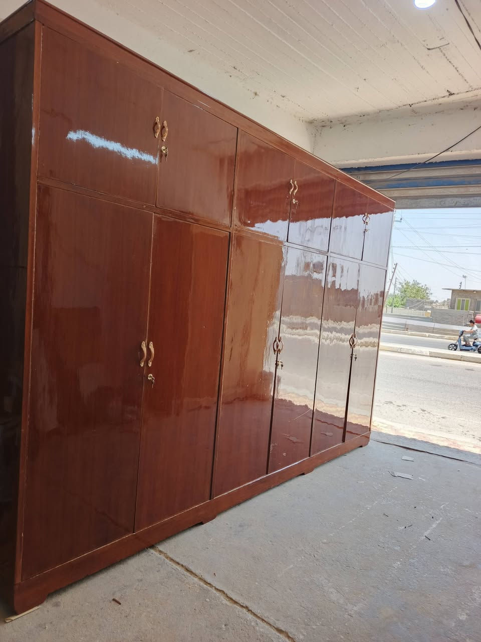 كنتور 6ابواب مستعمل طابقين صاج حطاطه الرمادي الصوفيه قرب مطعم قصر الابيض السعر 550بي مجال واتساب ***********
