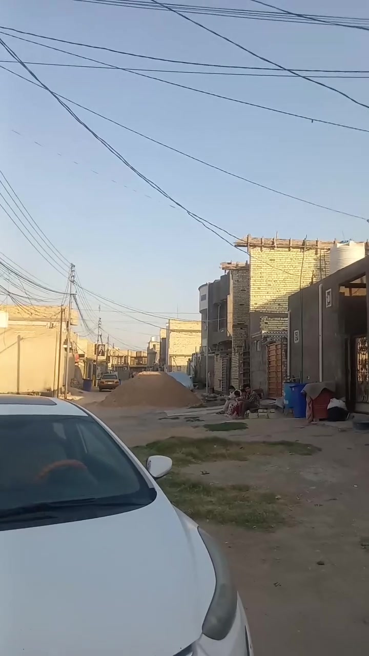 بيت هيكل 100 متر كربلاء امن الداخلي قرب مجمع الديار رقم الهاتف ***********
