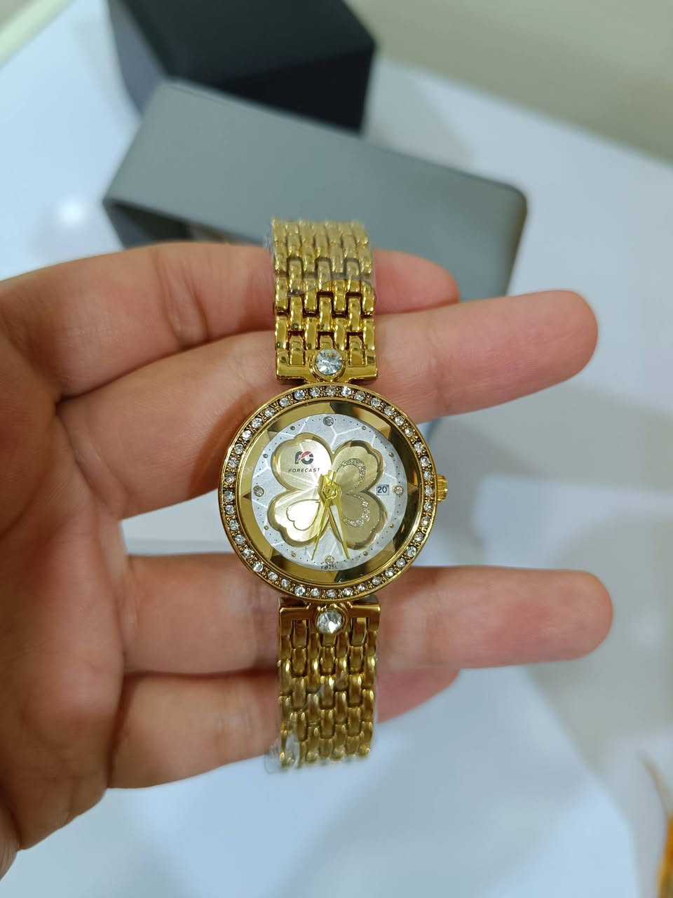 ساعه فوركيست نسائي ضد الماء طلاء ثابت كوالتي عالي جدا


**إذا كنت صاحب هذا الإعلان وتريد حذفه لأي سبب، رجاءا أرسل رسالة إلى الدعم الفني**