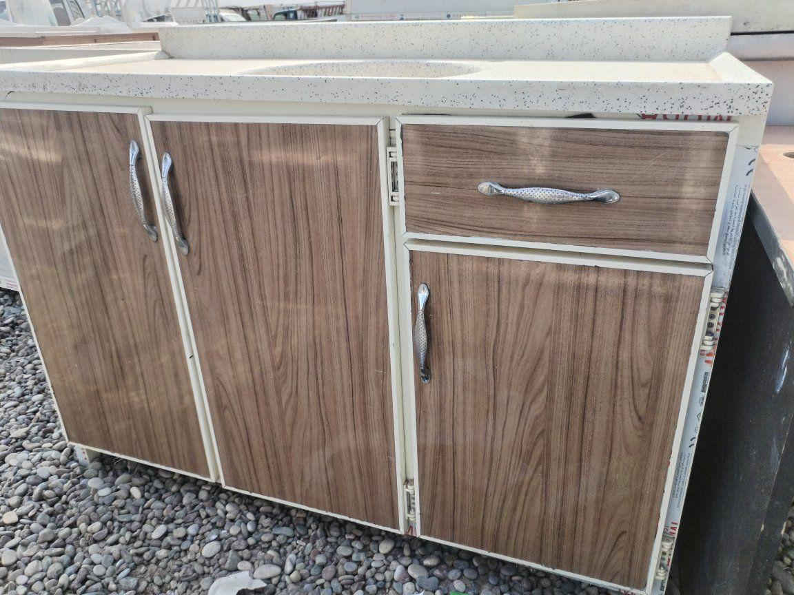 كونتر مع مرمر السعر ٧٥ المكان موصل الايسر موصل, نينوى


**إذا كنت صاحب هذا الإعلان وتريد حذفه لأي سبب، رجاءا أرسل رسالة إلى الدعم الفني**