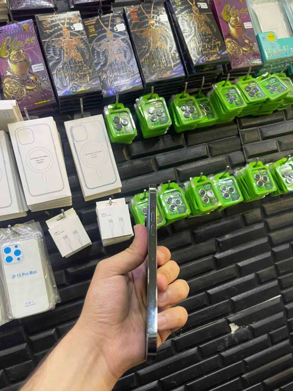 13 pro max 

ذكراه128 

بطاريه 88

جيهاز ‏نظافة 100% 

‏شرط كمبيوتر 

‏شرط بدون قطرة بوليش 

‏مسج Apple 

هوا ما يعبر

ضمان 10 ايام معا وصل 

مكاني اربيل 

توصيل ماكو

توصيل فقط داخل اربيل 

سعره 630 الف

￼￼￼￼


**إذا كنت صاحب هذا الإعلان وتريد حذفه لأي سبب، رجاءا أرسل رسالة إلى الدعم الفني**