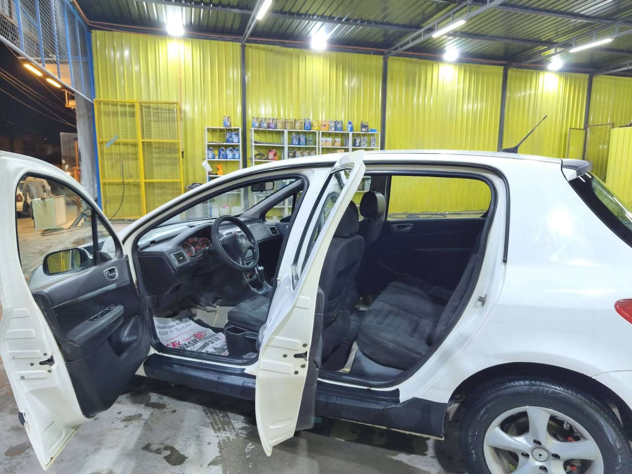 محرك نظيف وجير وارد ياباني جديد ما راح تتعبك
سيارة مرتبة ما بيها مشاكل صاحب سنوية موجود 

سنوية لحد 28

سيارة عارضها بسعر أقل من السوق لان مستعجل على للبيع  

كلشي شغال عدا السايد بريك شغله كهربائي بسيطة ب10 آلاف يسوي الك

والمكيف شغال يحتاج بس غاز

ايرباق شغل محرك نظيف جير جديد شادة قبل شهرين يم واحد معتمدة

دهن ليكو مولي اصلي من البغدادي

مسوي ادامة كاملة فيت بمب مصفي بانزين زوج تايرات امامي جديد 

بلكات مجول كله جديد 

حدادية صدر كام شفت داخلي 
سعر 40 ورقة

الشراي يجي خاص واتس وبيك خير وتدلل 

***********

عنوانها النجف
