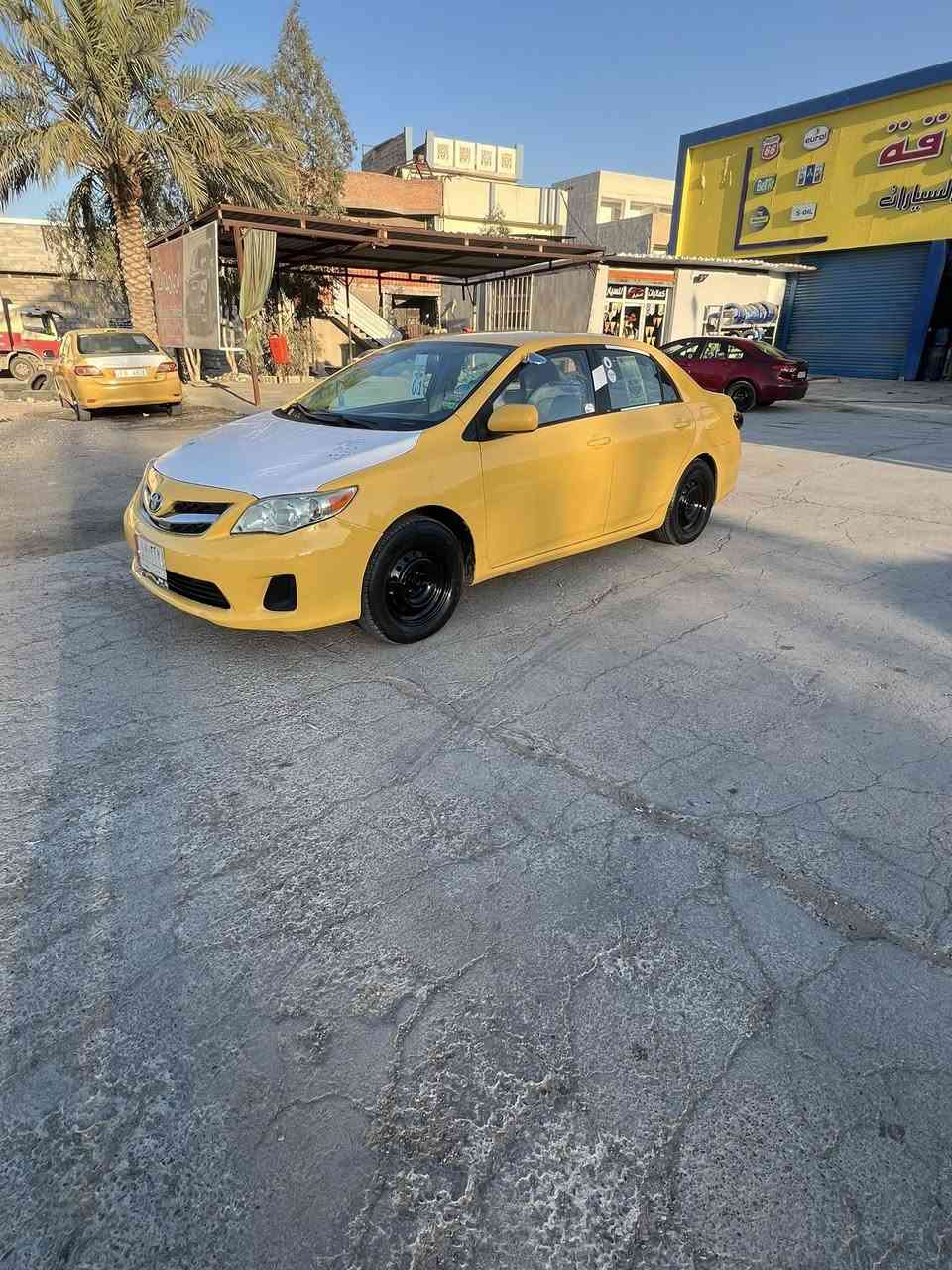 سلام عليكم عندي كورلا٢٠٠٩محدثهه ١٣ محرك ١٩ سياره ضرهه جملغ خلفي بدون دوخل شواصي لغود تكم حوض كفاله صدر تخم تاير تبريد تدفه صبغتهه حلوه  داخل. بيجي سياره احله من صورمكان السياره ديالي بعقوبه ***********
